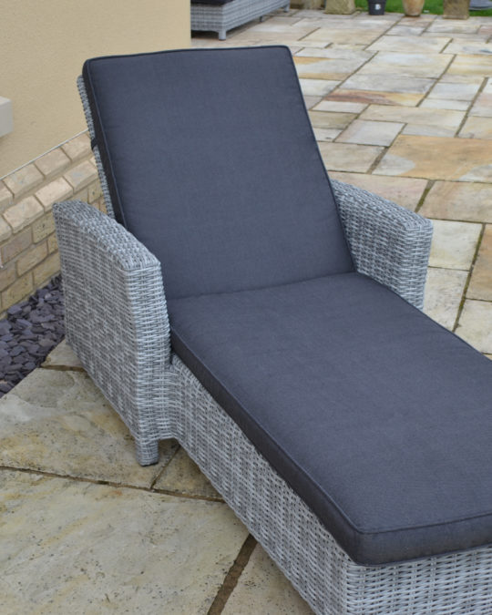 Deluxe Sunlounger Slate 3